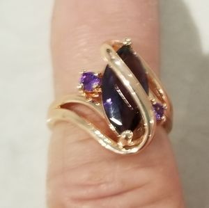 Ring costume jewelry. R3